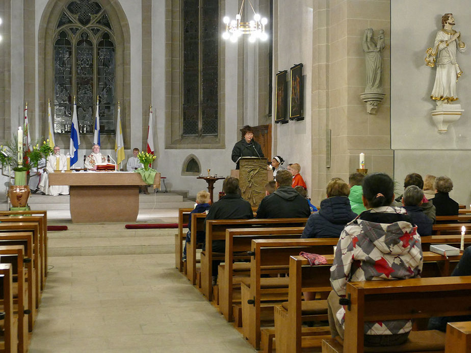 Lumen Christi - Auferstehungsmesse in St. Crescentius (Foto: Karl-Franz Thiede)